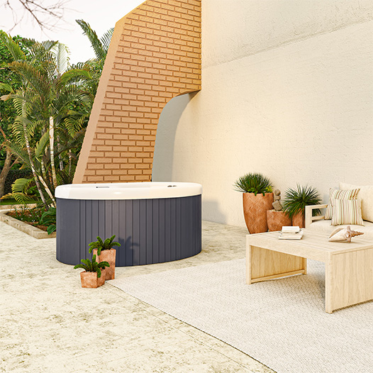 Spa rigide Halfmoon ambiance jardin